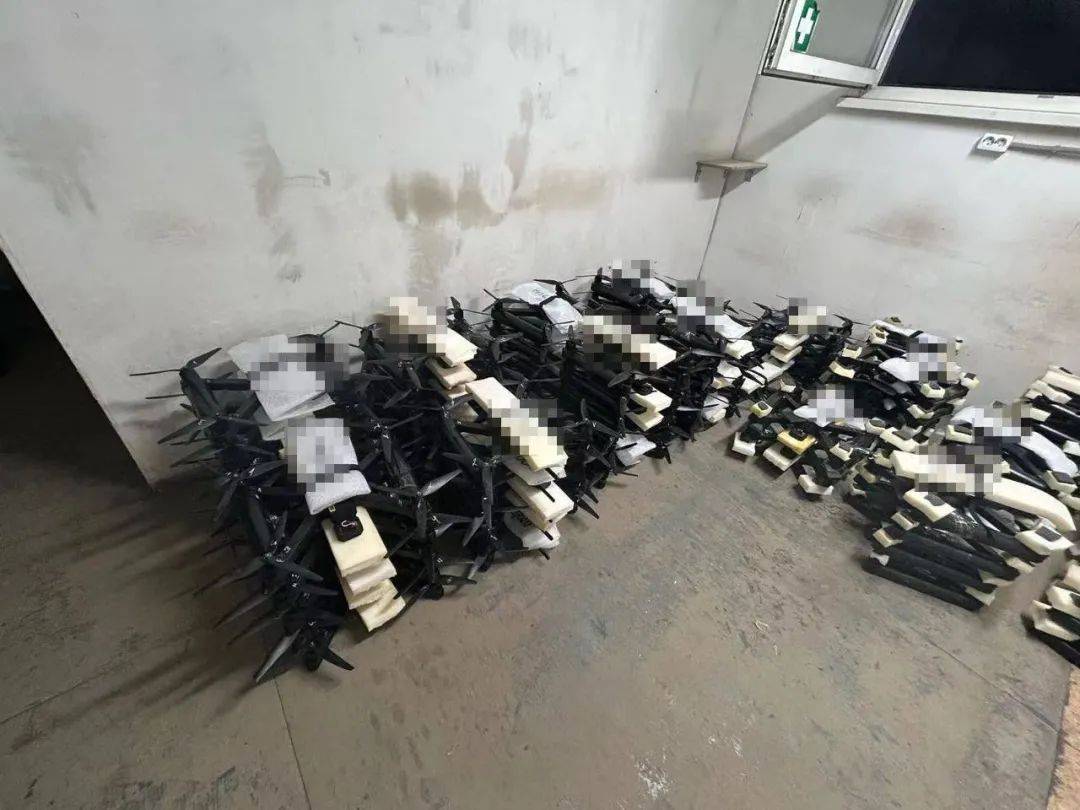 皇冠信用盘如何开户
_乌克兰最大胆无人机攻击皇冠信用盘如何开户
，预示着人类一个可怕的未来！