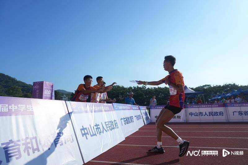 皇冠信用網在哪里开通
_再破纪录皇冠信用網在哪里开通
！中山李依频摘得女子50米自由泳金牌