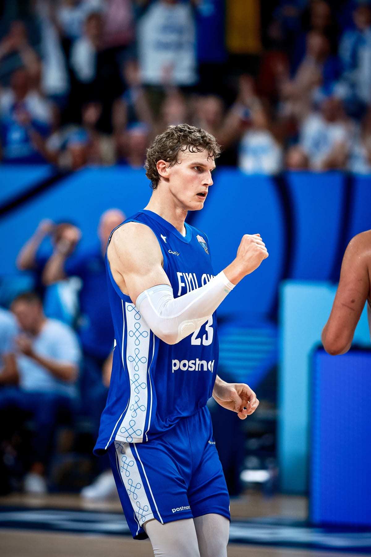 岐阜vs琉球_芬兰爆冷淘汰塞尔维亚岐阜vs琉球!约基奇33+8马尔卡宁29+8