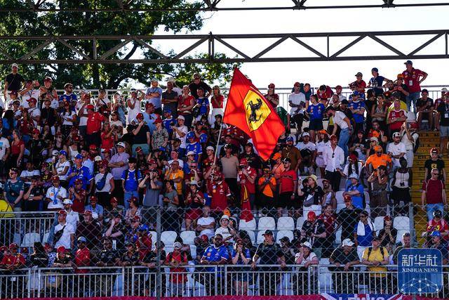 德国 vs 北爱尔兰_赛车：维斯塔潘获得F1意大利大奖赛排位赛杆位