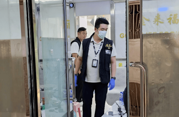 皇冠信用網会员账号_香港黄金劫案有内鬼皇冠信用網会员账号?传7人落网、追回贼赃、合伙人在逃 香港警方发言人:正核实