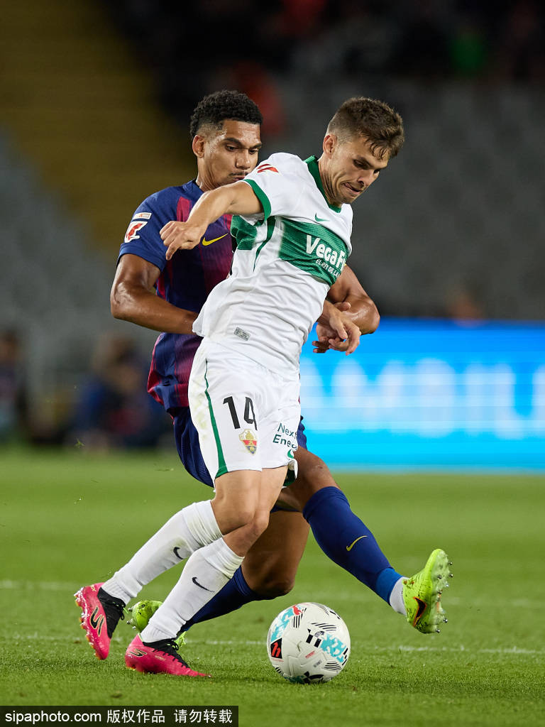 皇冠足球平台代理申请
_巴塞罗那逆转马德里竞技!奥尔莫关键进球助阵皇冠足球平台代理申请
,西甲巅峰对决掀热潮